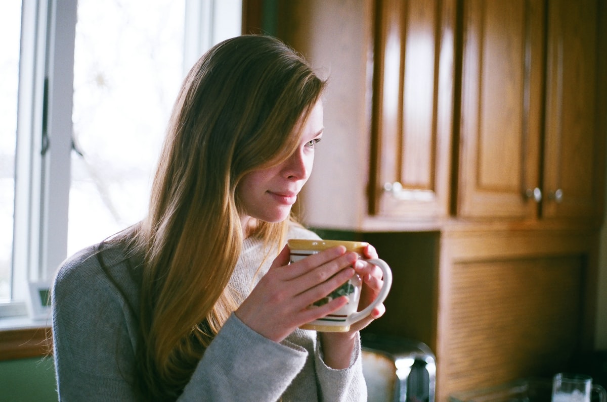 Solitude et isolement émotionnel : comprendre et retrouver du lien